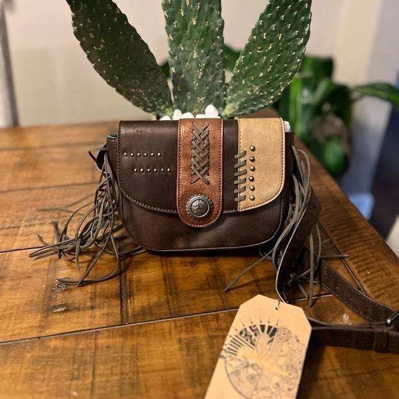 catchfly Handbags - NWT Catchfly Belt Bag Handbag Purse